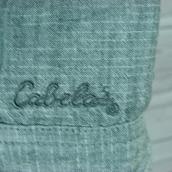Gray Chambray Cabela's Dress Long Sleeve  Med NWT new light weight outdoor ready - Picture 8 of 16
